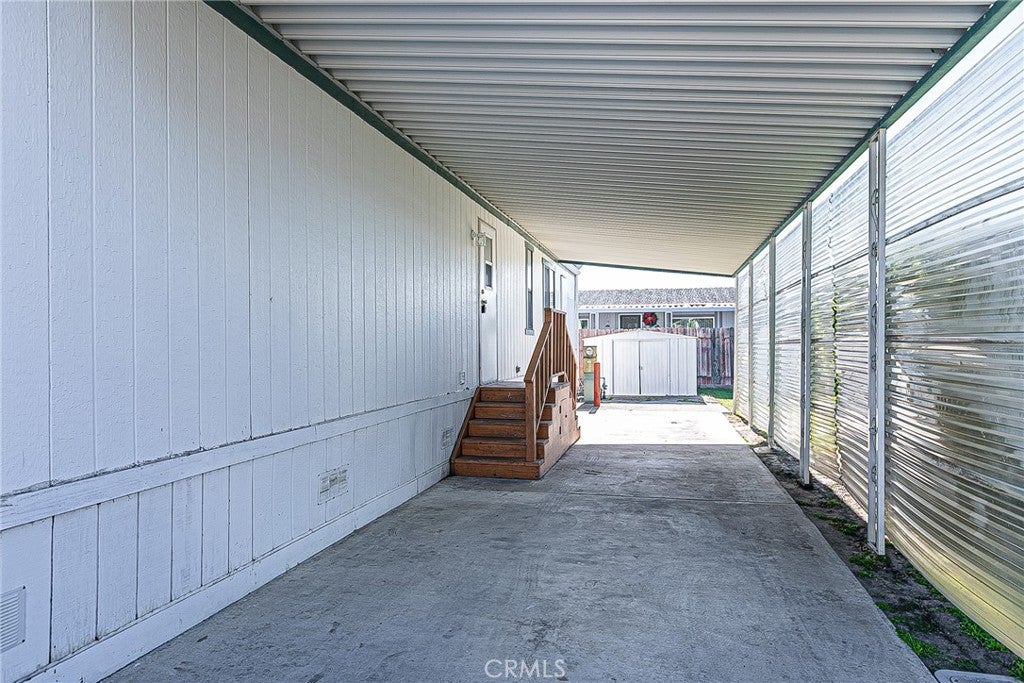 2550 Cienaga Street 35