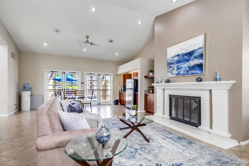 La Mesa - Residential