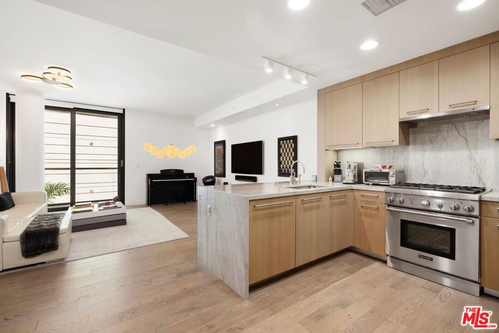 1755 Ocean Avenue 608