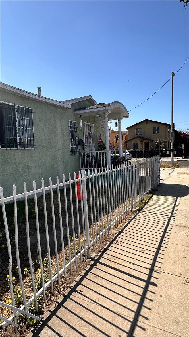 6114 Wall ST