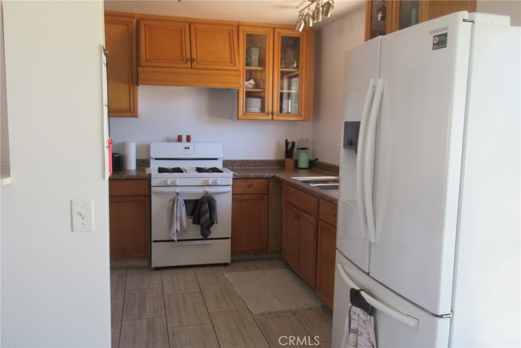 21133 Multnomah Road
