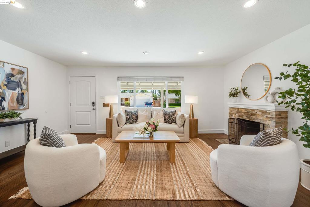 Photo of 3974 Pestana Way, Livermore, CA 94550 (MLS # 41137859)