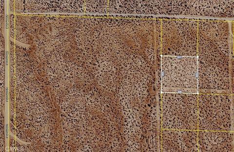 Photo of 0 Nearby 200th St E/Ave D-8, Lancaster, CA 93535 (MLS # SR26035291)