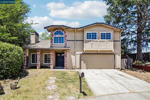 Photo of 410 Oakbreeze Ct CT, Martinez, CA 94553 (MLS # 41140517)