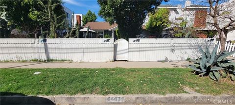 Photo of 6467 Woodley Ave, Van Nuys, CA 91406 (MLS # SR26055918)