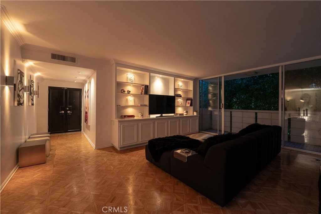 Photo of 8787 Shoreham Drive #201, West Hollywood, CA 90069 (MLS # SR25159963)