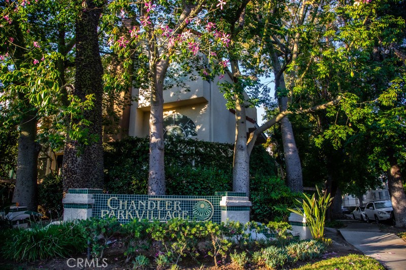 5420 Sylmar Avenue 105