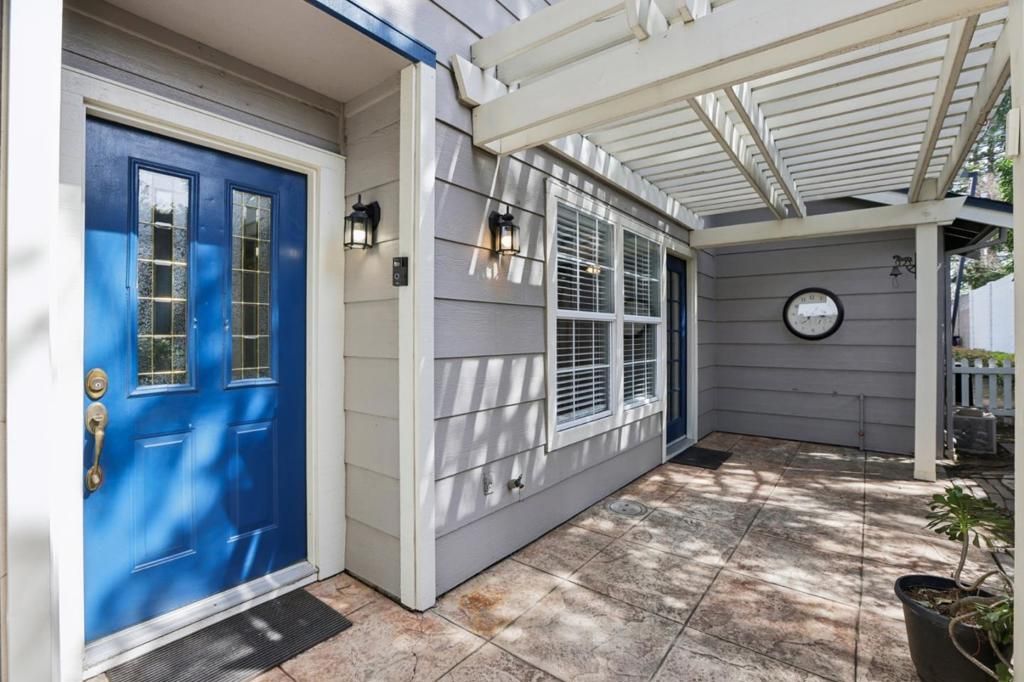 Photo of 2159 Walsingham Court #62, Tracy, CA 95376 (MLS # ML82038049)