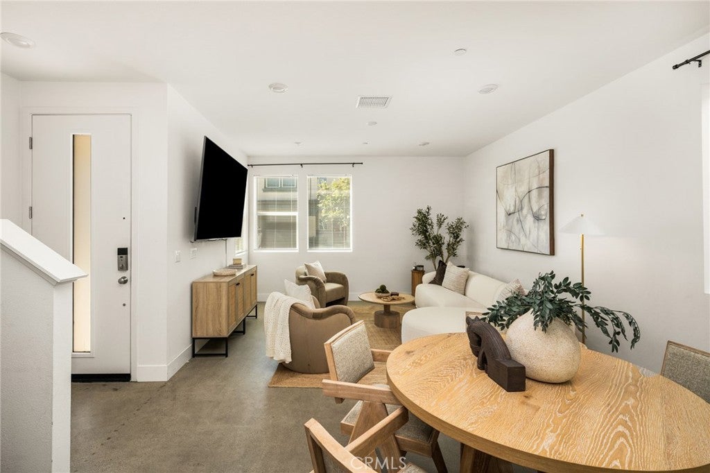 24557 Sonieta Court