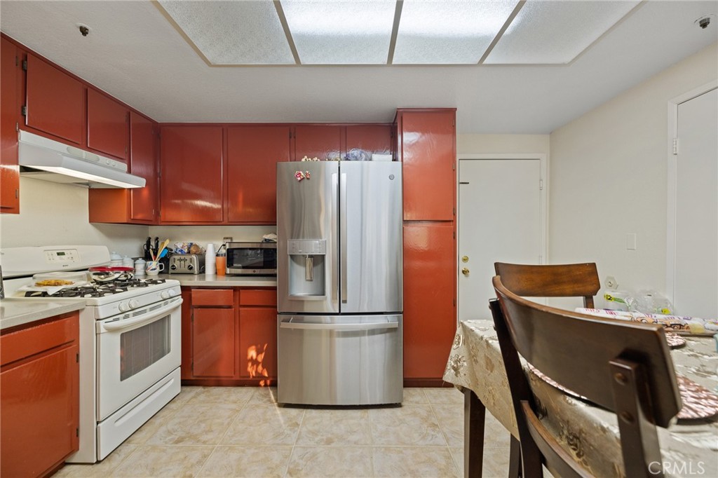 12018 Cherrywood Drive