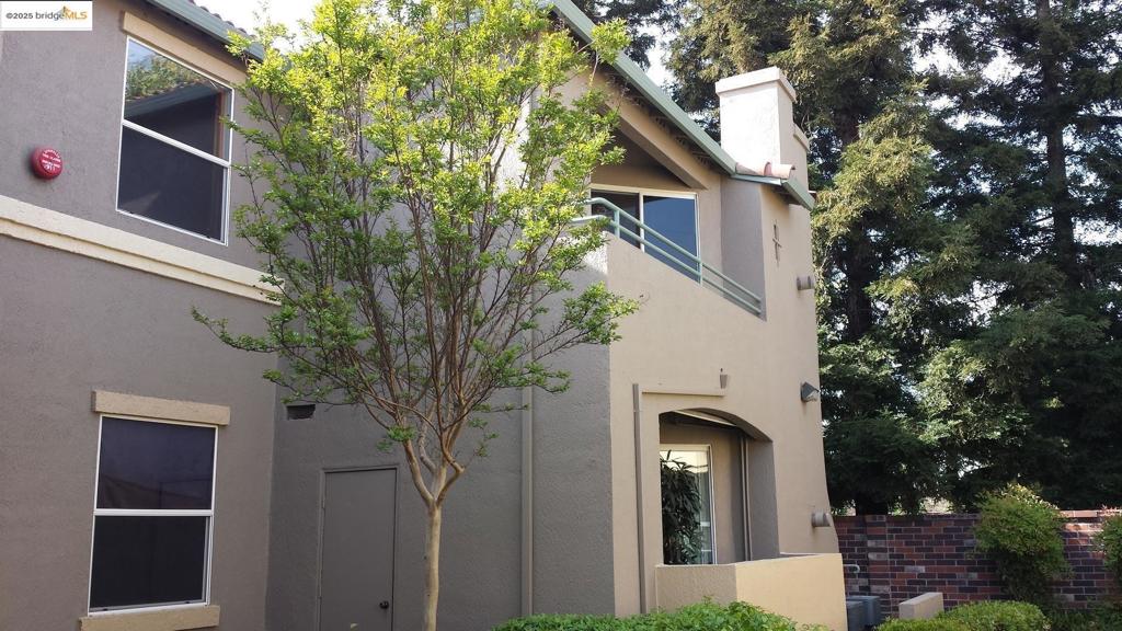 5201 Laguna Oaks DR UNIT 70