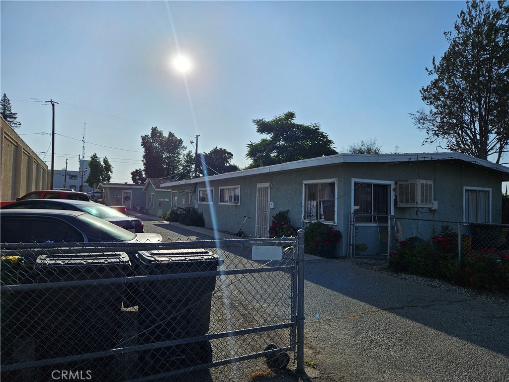 637 Maple Avenue
