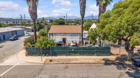 1293 W 2nd Street Pomona CA 91766