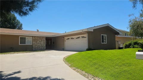 Photo of 5966 Rod AVE, Woodland Hills, CA 91367 (MLS # SR26117805)