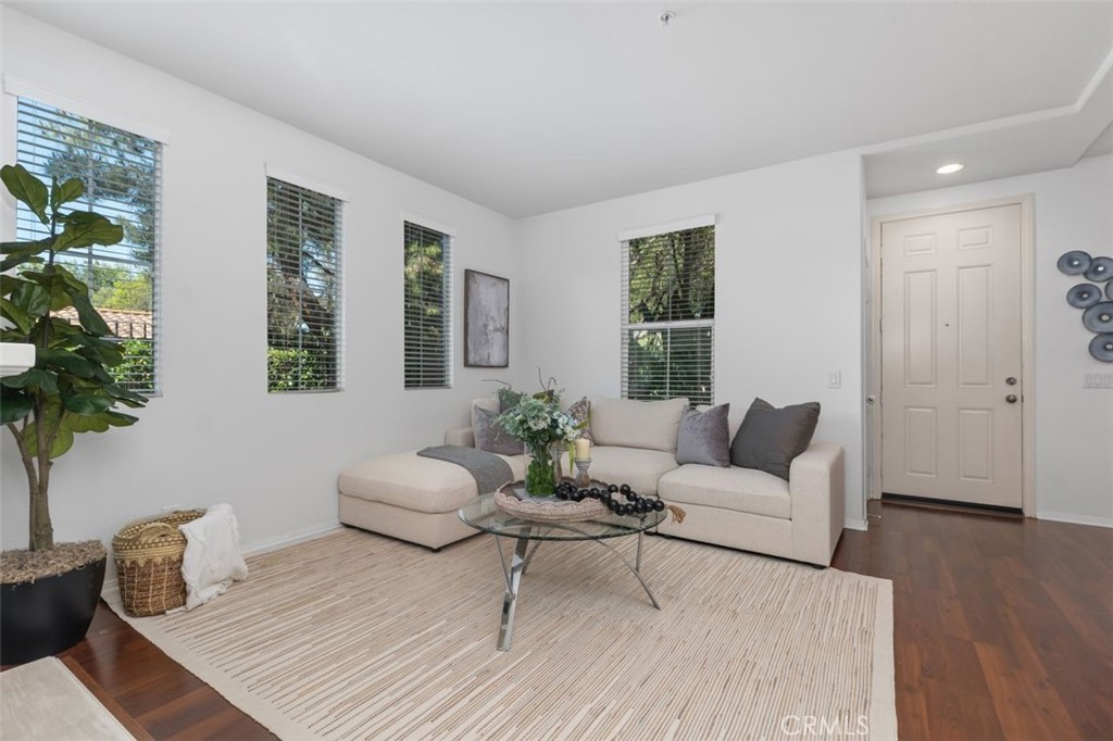 25 Vermillion, Irvine CA 92603 - Photo 6