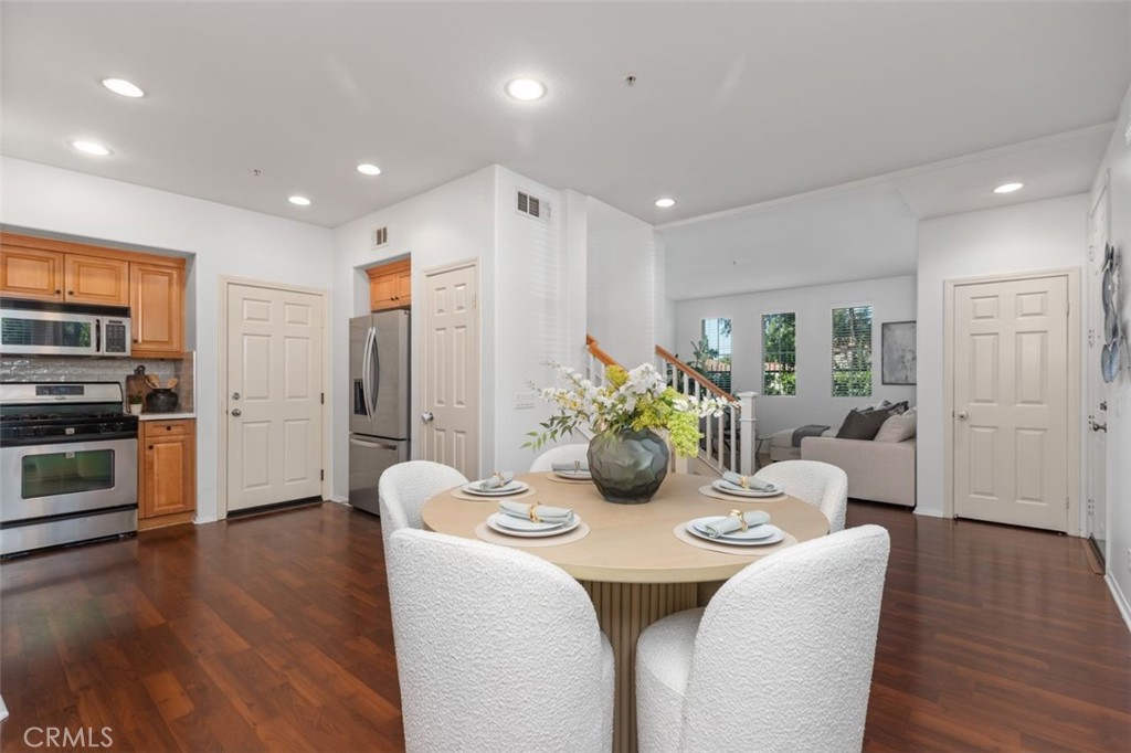 25 Vermillion, Irvine CA 92603 - Photo 12