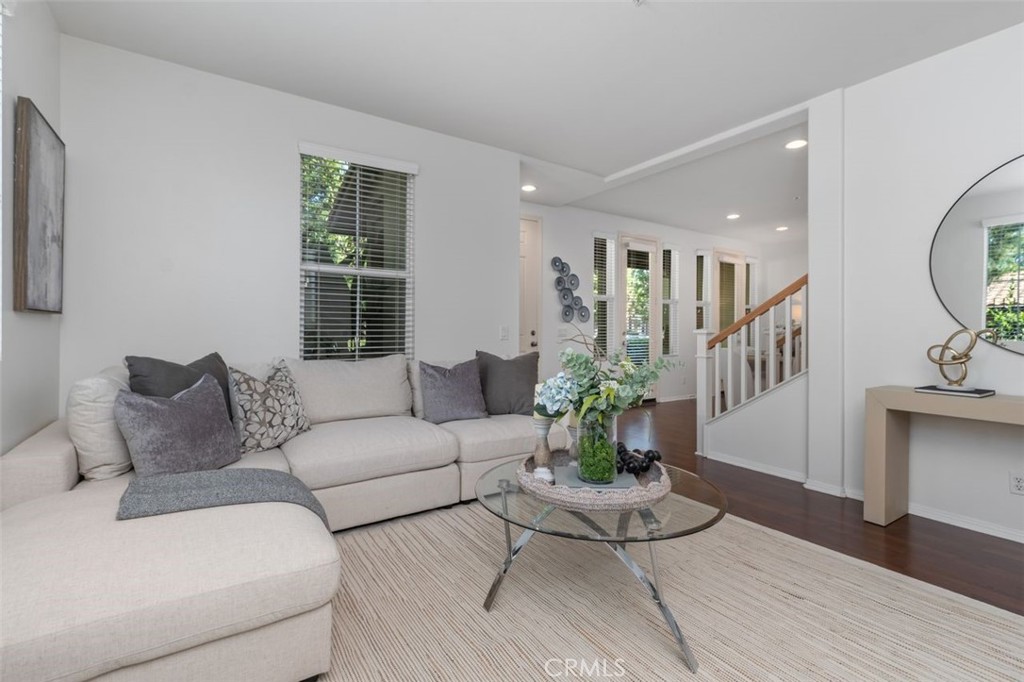 25 Vermillion, Irvine CA 92603 - Photo 8