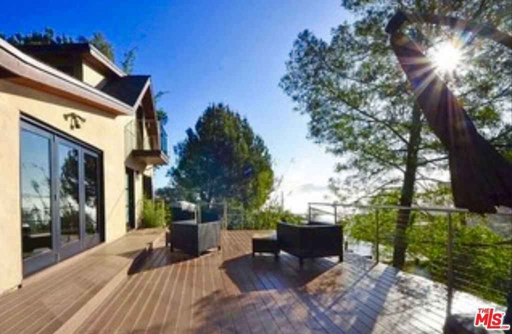 1421 Fernwood Pacific Drive, Topanga CA 90290