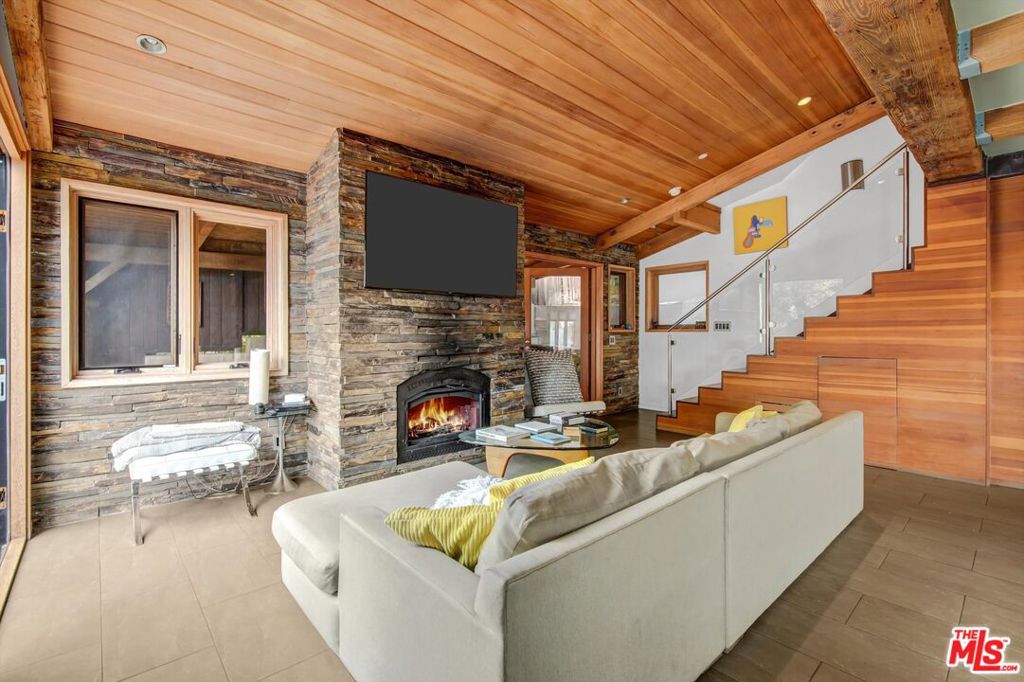 1421 Fernwood Pacific Drive, Topanga CA 90290