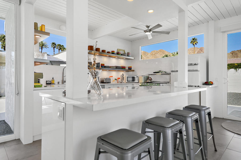 Magnesia Falls Cove - Residential Lease