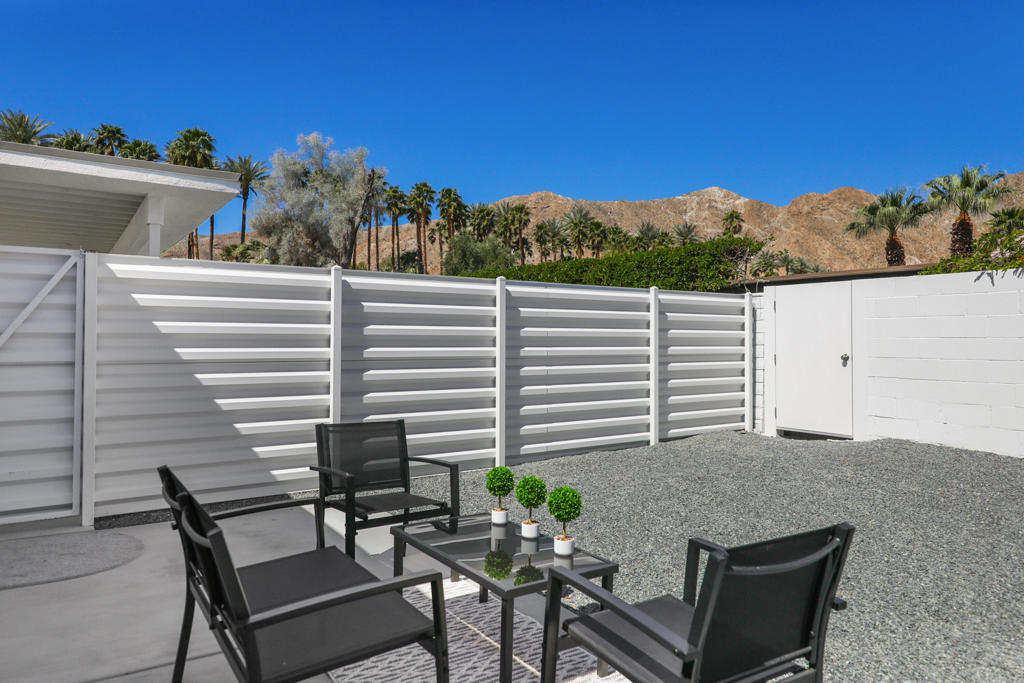 Magnesia Falls Cove - Residential Lease