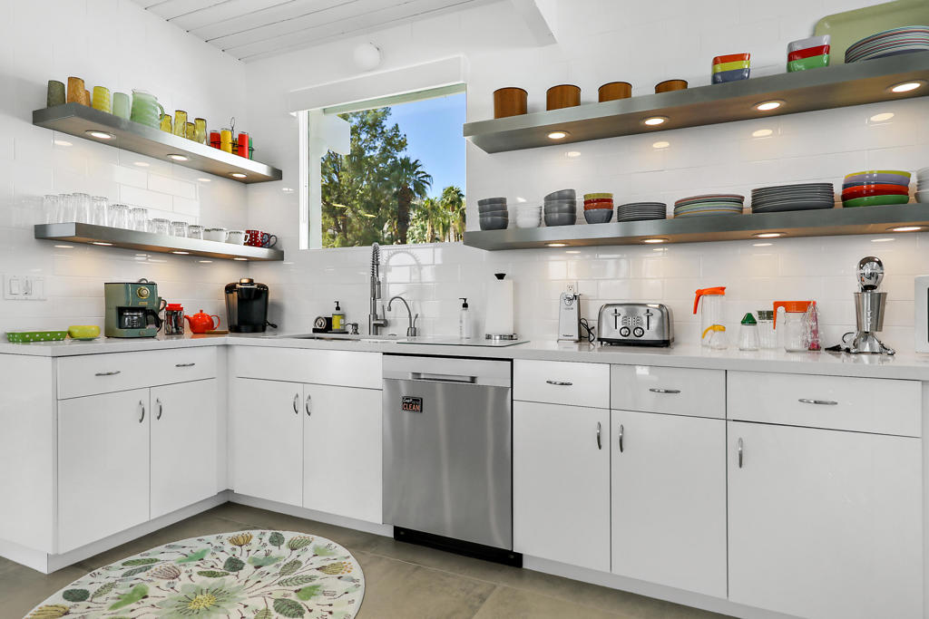 Magnesia Falls Cove - Residential Lease