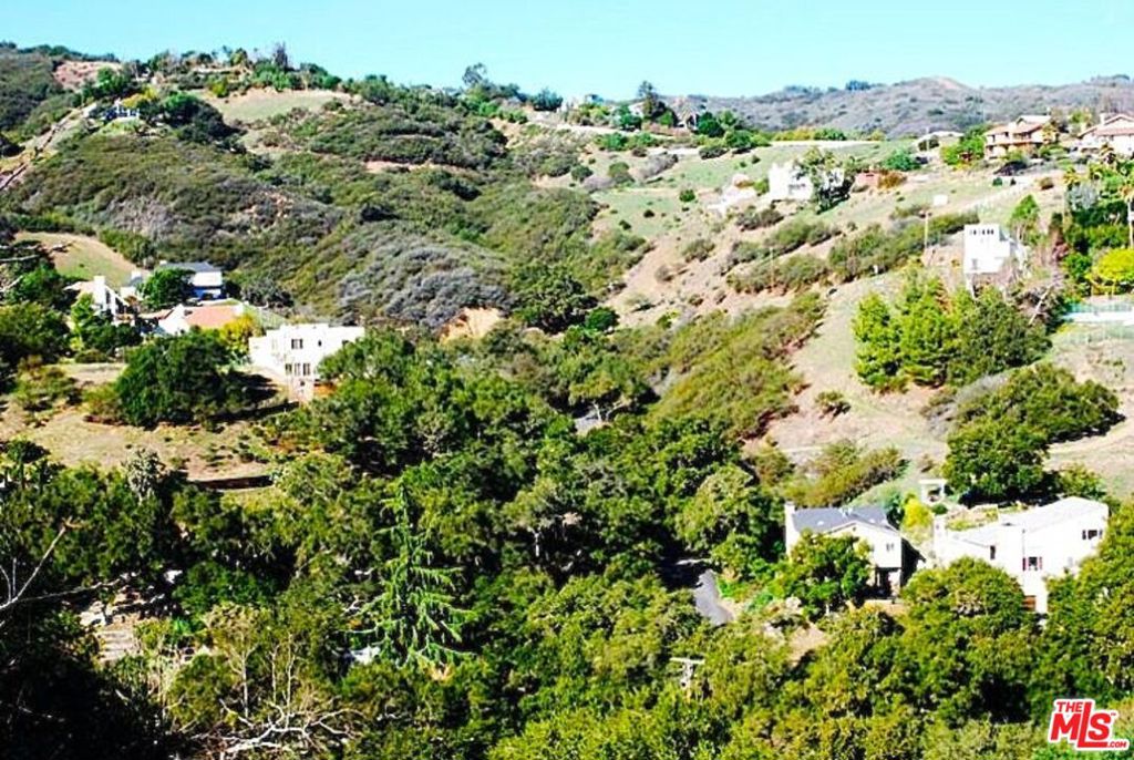 4133 Maguire Drive