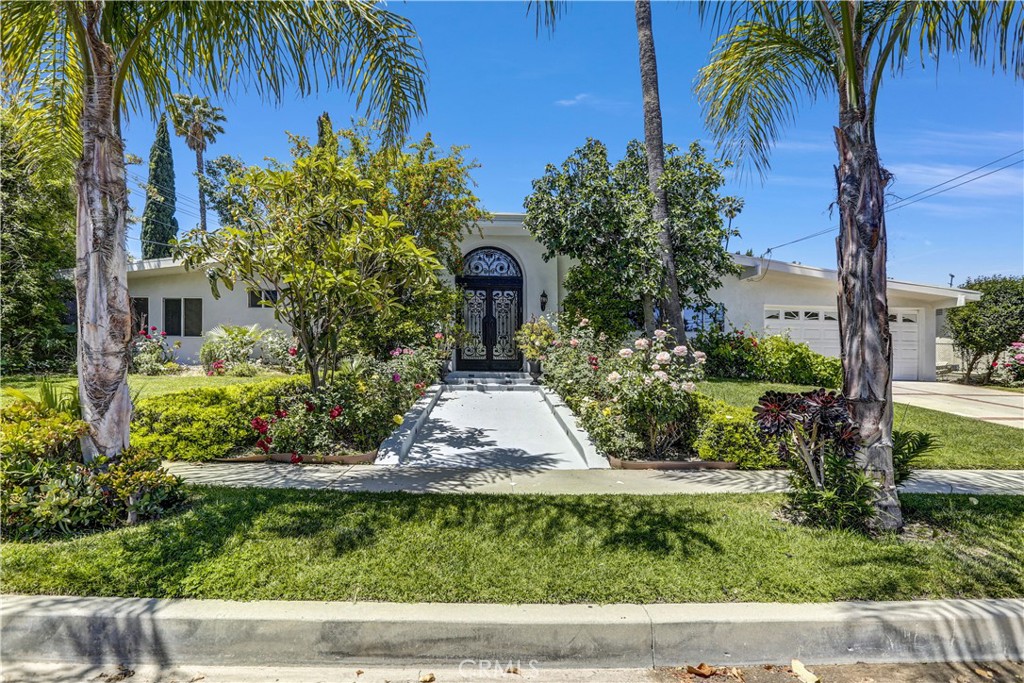 Stunning Charles Dubois Single-Story Home in the Heart of Woodland Hills. Nestled west of Valley Circle, this exquisite 3,100 sq. ft. single-family residence blends luxury, comfort, and timeless design. Featuring four spacious bedrooms, 2.5 bathrooms, a dedicated office, and a newly renovated roof, this home sits on a generous 12,000 sq. ft. flat lot in a quiet, serene neighborhood. From the moment you step through the grand front entrance, you’re welcomed by a beautifully open layout with elegant flooring that flows seamlessly through the living room, family room, and kitchen. Abundant natural light pours through oversized windows, creating a bright and inviting atmosphere throughout. At the heart of the home lies a fully remodeled Chef’s and Entertainer’s kitchen, showcasing white cabinetry, pristine white countertops, and brand-new stainless steel appliances—perfect for hosting or daily family living. Additional upgrades include a brand-new garage door, adding both curb appeal and functionality. Step outside to your private backyard oasis, complete with a sparkling pool ideal for relaxation, entertaining, and enjoying Southern California living at its finest. Thoughtfully designed for both comfort and lifestyle, this exceptional property is located in a prime area near top-rated restaurants, shopping at Westfield Topanga, the AMC Theater, The Commons at Calabasas, and much more—all just moments away. With luxurious features, captivating curb appeal, and an unbeatable location, this Charles Dubois gem is truly a rare find.
Seller and listing agents do not guarantee the accuracy of square footage or permit status. Buyers and their agents are advised to conduct their own due diligence to verify all information.