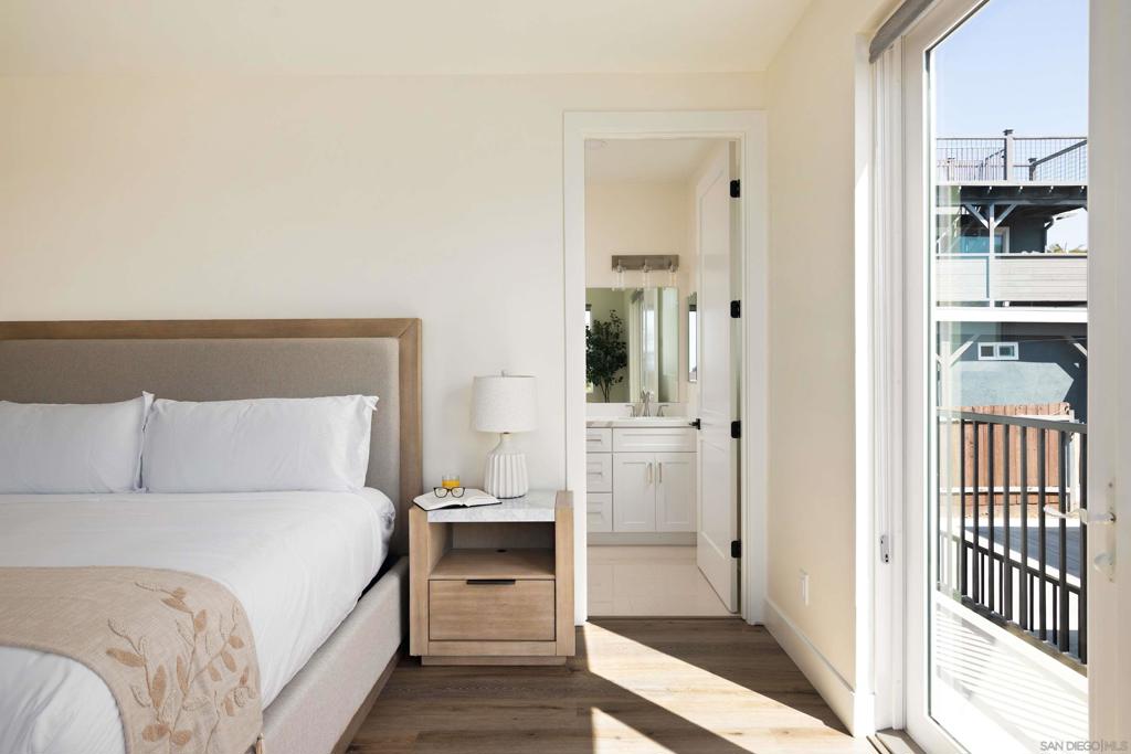 Ocean Beach - Residential Lease