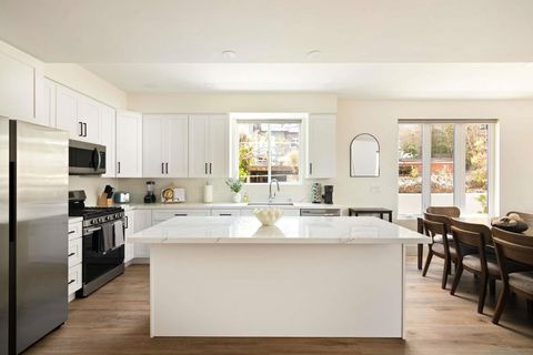 Photo of 4616 CAPE MAY AVE, San Diego, CA 92107 (MLS # 250041571SD)