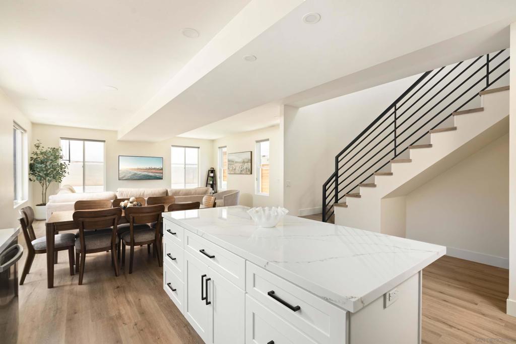 Ocean Beach - Residential Lease