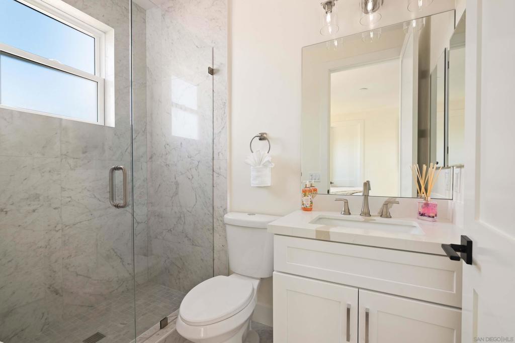 Ocean Beach - Residential Lease