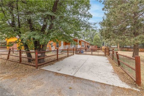 Photo of 410 Los Angeles Avenue, Sugarloaf, CA 92386 (MLS # IG25140334)