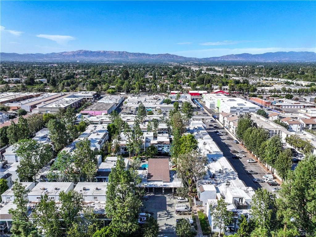 Photo of 18645 Hatteras St #230, Tarzana, CA 91356 (MLS # GD26069327)