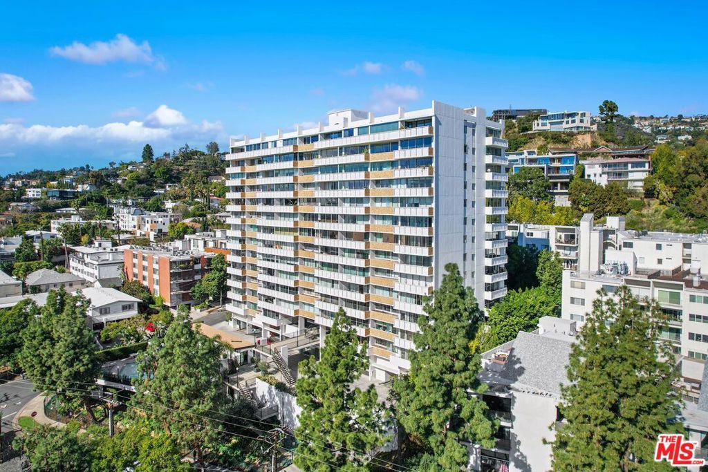 Photo of 8787 Shoreham Drive #310, West Hollywood, CA 90069 (MLS # 25590675)