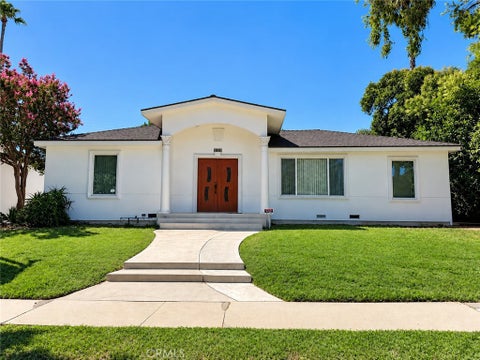 Photo of 17404 Martha Street, Encino, CA 91316 (MLS # SR26207663)