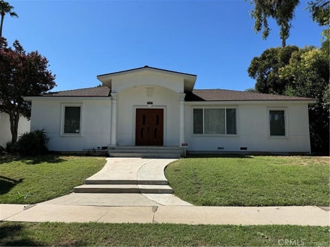 Photo of 17404 Martha Street, Encino, CA 91316 (MLS # SR26207663)