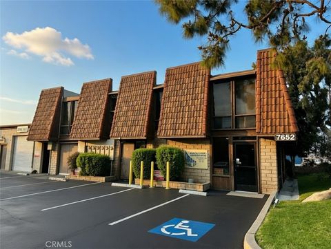 Photo of 7652 Slater Avenue, Huntington Beach, CA 92647 (MLS # PW26040174)