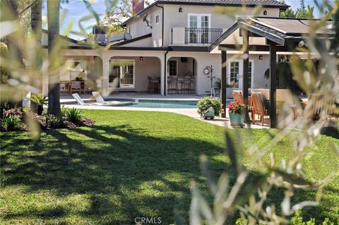 5748 Hillview Park Avenue Valley Glen CA 91401