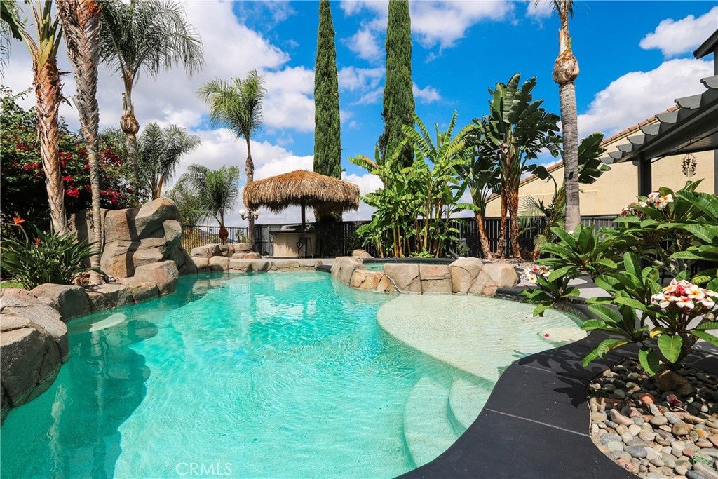 17467 Sandlewood Drive