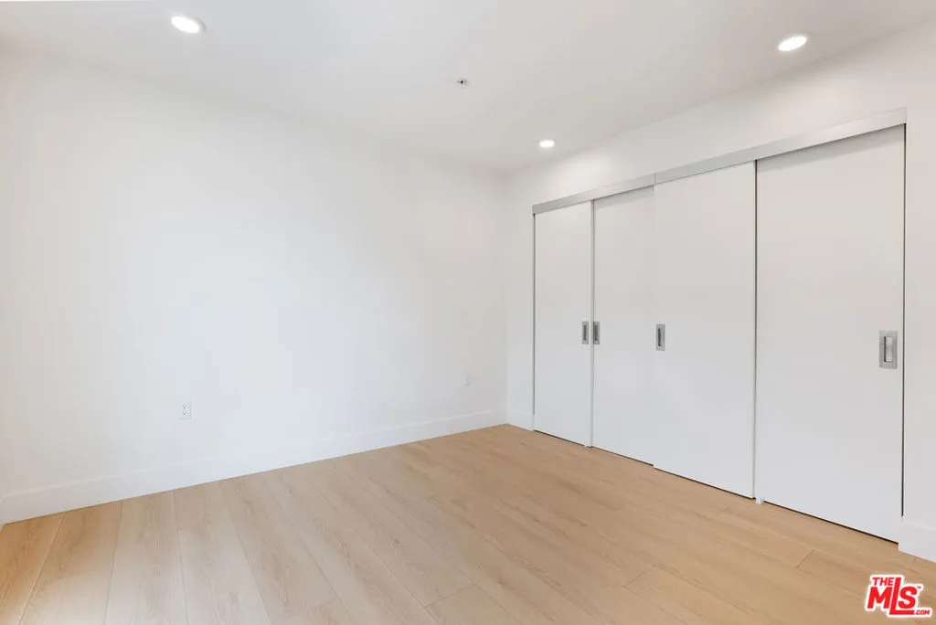 Cypress, California 90630, United States, 1 Bedroom Bedrooms, ,1 BathroomBathrooms,Residential,Active,239299