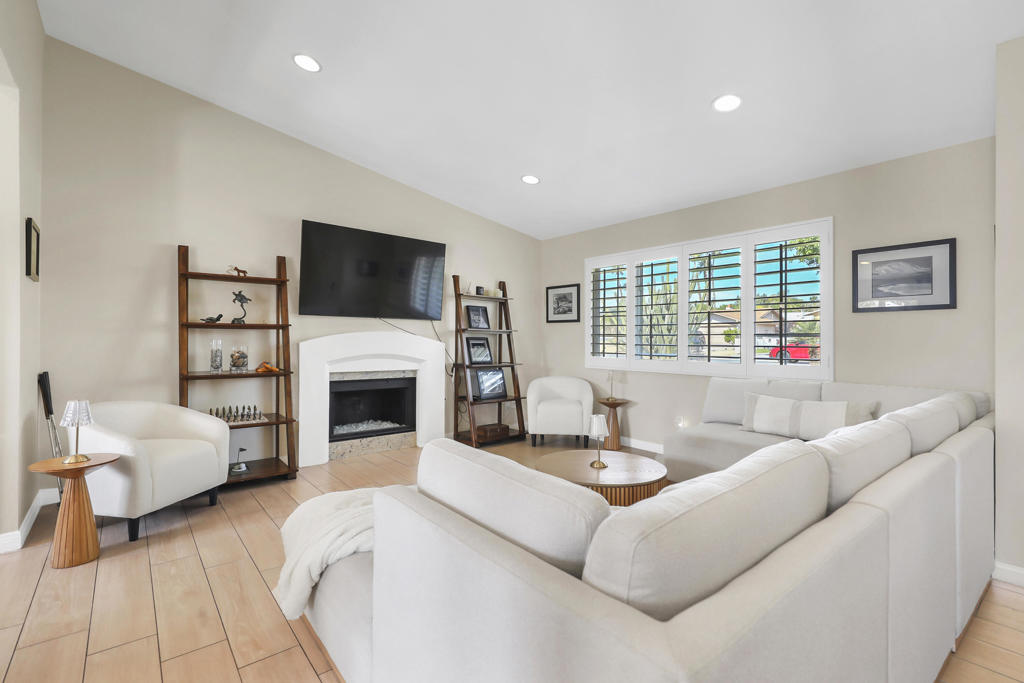 79221 Port Royal Avenue