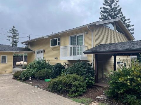 Photo of 23914 Summit Rd, Los Gatos, CA 95033 (MLS # ML82025082)