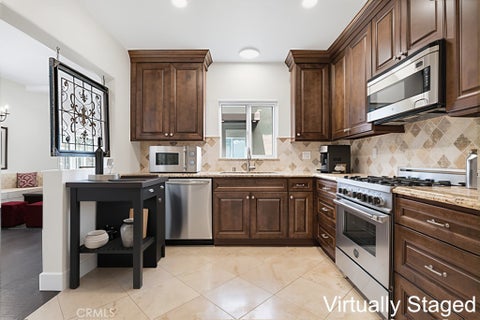 Tiny photo for 29624 Windsong LN, Agoura Hills, CA 91301 (MLS # SR26153733)