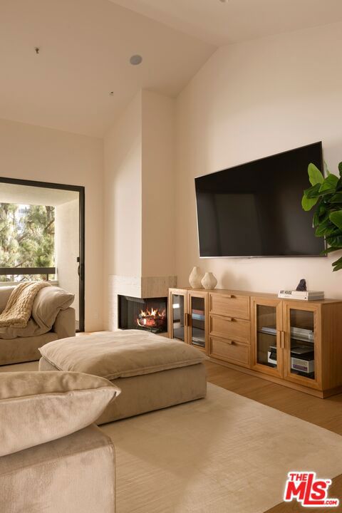 2132 Century Park Lane 407