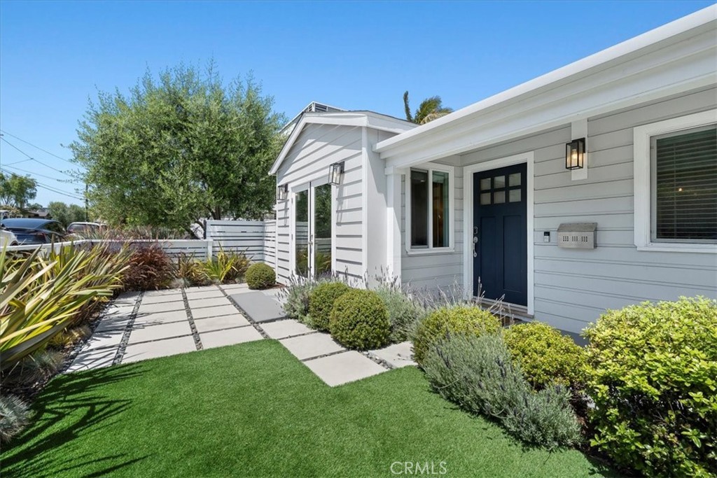 A truly rare find—this charming and versatile duplex offers the perfect opportunity for both owner-occupiers and savvy investors. Nestled in a peaceful, residential enclave where single-family homes dominate, this off-market property stands out for its flexibility, curb appeal, and income potential. The expansive street-to-street lot offers privacy and separation, with a finished 2-car garage conveniently located on the East side of the property and a total of 6 off-street parking spots.
1430 Bonnie Brae – the front unit – is a free-standing, single-story Cape Cod-style home that has been thoughtfully updated and is move-in ready. With 2 bedrooms and 2 bathrooms, the layout feels even more spacious than its footprint suggests, thanks to bright interiors and seamless indoor-outdoor flow. French doors from the living room open to a beautifully landscaped, fenced front yard, perfect for entertaining or relaxing. The oversized kitchen island with breakfast bar seating for four, is a centerpiece for gatherings. The primary suite features two closets and a spacious en-suite bath. The second bedroom opens via sliders to the private yard oasis. See supplements for a list of recent major upgrades including a new roof, new central A/C, and upgraded electrical, making this an ideal residence for an owner-user or a highly desirable rental commanding premium rents.
1431 Campana – the rear unit – has its own address and is a fully detached, updated studio with a full kitchen and its own private backyard space, offering excellent privacy and autonomy for a tenant, nanny, caregiver or extended family.
Whether you're looking for a primary residence with supplemental income, a multi-generational living setup, or a strong rental income property in a high-demand area, this duplex delivers on all fronts.
Located on a quiet street with minimal traffic, yet just a short stroll to the vibrant shops and restaurants of Pier Avenue, this is a unique and strategic real estate opportunity you won’t find often.