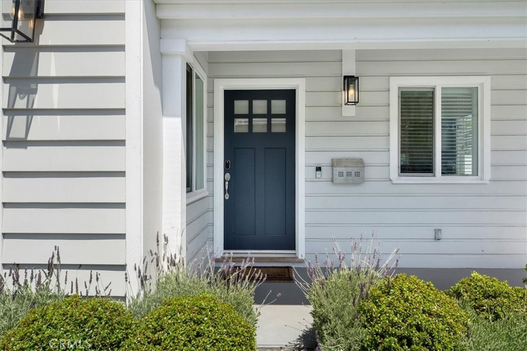 1430 Bonnie Brae
