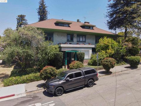 Photo of 400 400 Lagunitas Ave, Oakland, CA 94610 (MLS # 41111551)