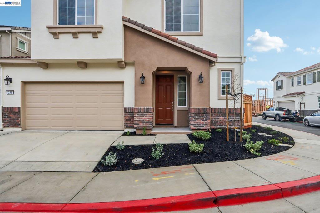 238 Mindy Way