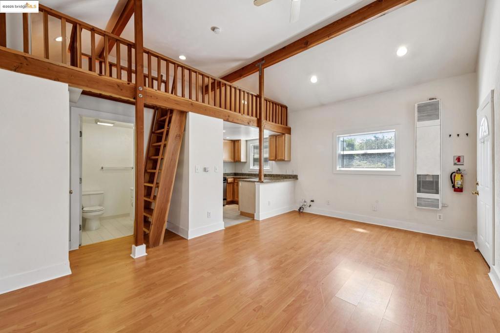 ELMWOOD - Residential Income